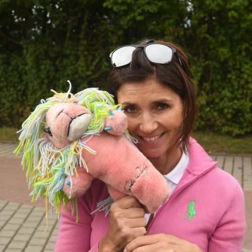 28d204c1-7280-4051-807d-dd1b59d9d5e4-1-201-a