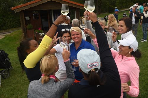 e225b46c-c360-4885-a12d-becd5c4f330a