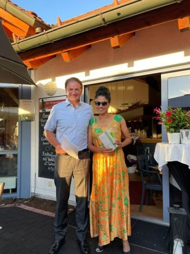 88959670-8f56-4cba-84e0-82a2423de9a4